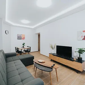 Comfy And Stylish , Selanik Yunanistan